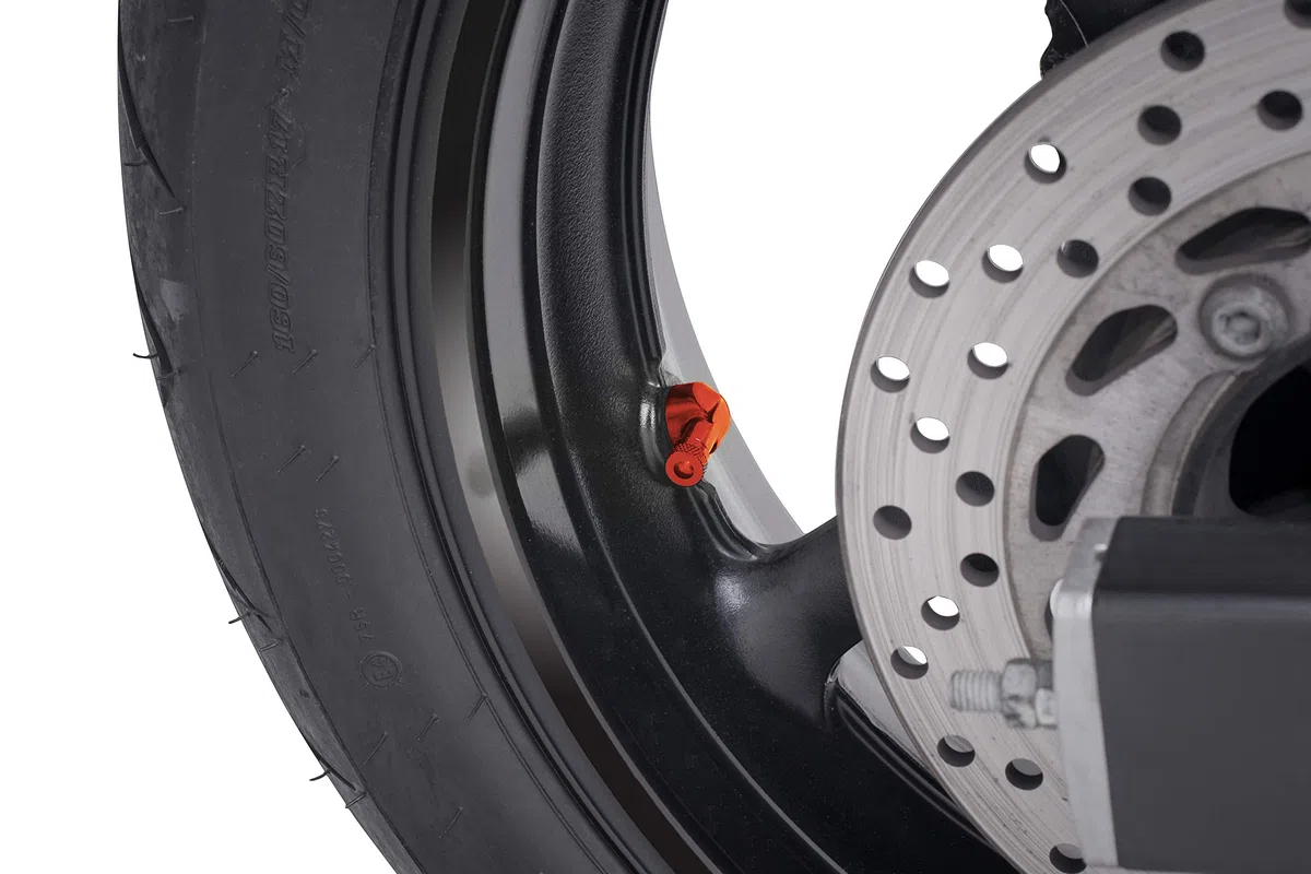 Puig 5591T Válvulas de rueda en aluminio mecanizado anodizado con diseño funcional para facilitar el inflado y personalizar la estética, Naranja