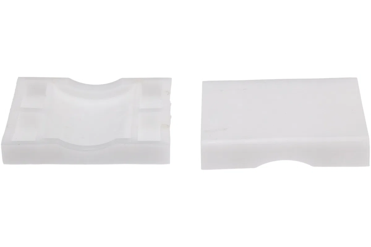 URO Parts 163 323 0220KIT Kit de almohadillas de rodamiento de montaje de barra de torsión - 2 piezas