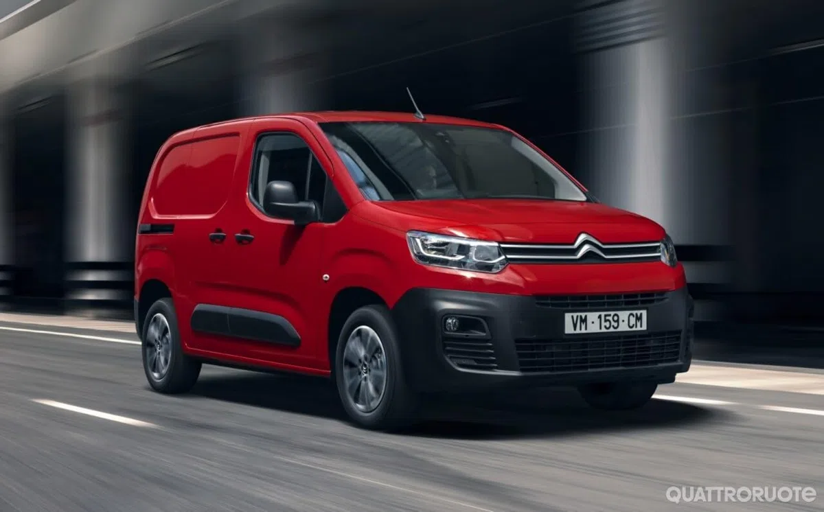 Alfombrillas para Citroen Berlingo III Van Desde 2018- a Medida, talonera de Goma Reforzada y Botones de fijación