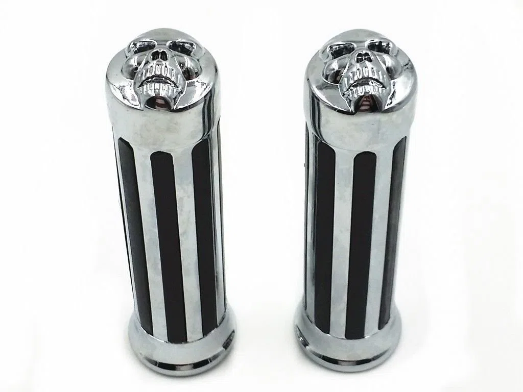 Puños de manillar de calavera de 25 mm para Cruiser Chopper personalizados.