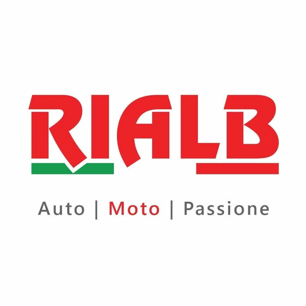 GIVI E110 Monolock Baúl Respaldo del Copiloto para E470 Simply 3, Color Negro
