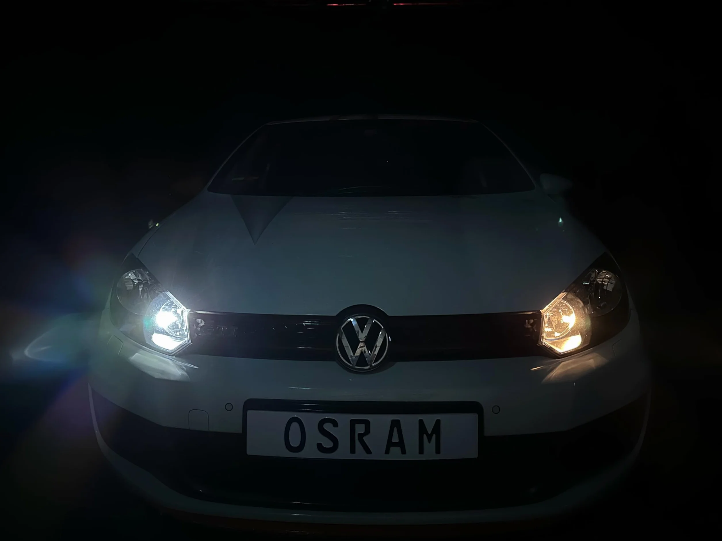 OSRAM NIGHT BREAKER LED W5W, luz de estacionamiento/luz de posición/luz interior universal con homologación de calle, para todos los modelos de vehículos, 12V