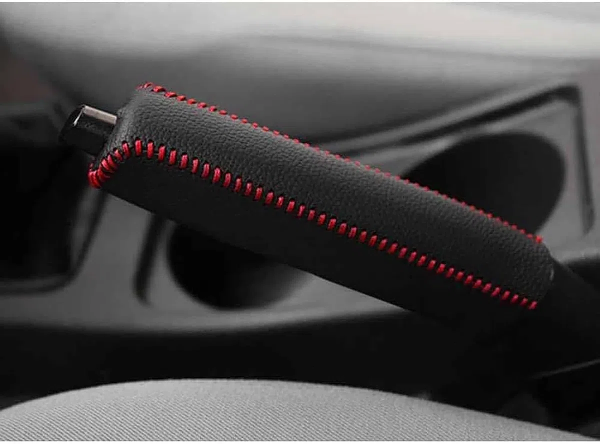 NALSA Cubierta Freno Mano para Coche para Seat Arona KJ 2018-2024, Cuero Funda del Freno De Man EmpuñAdura Funda Antideslizante Protectora Interior Accesorios,A/Black-Red Line