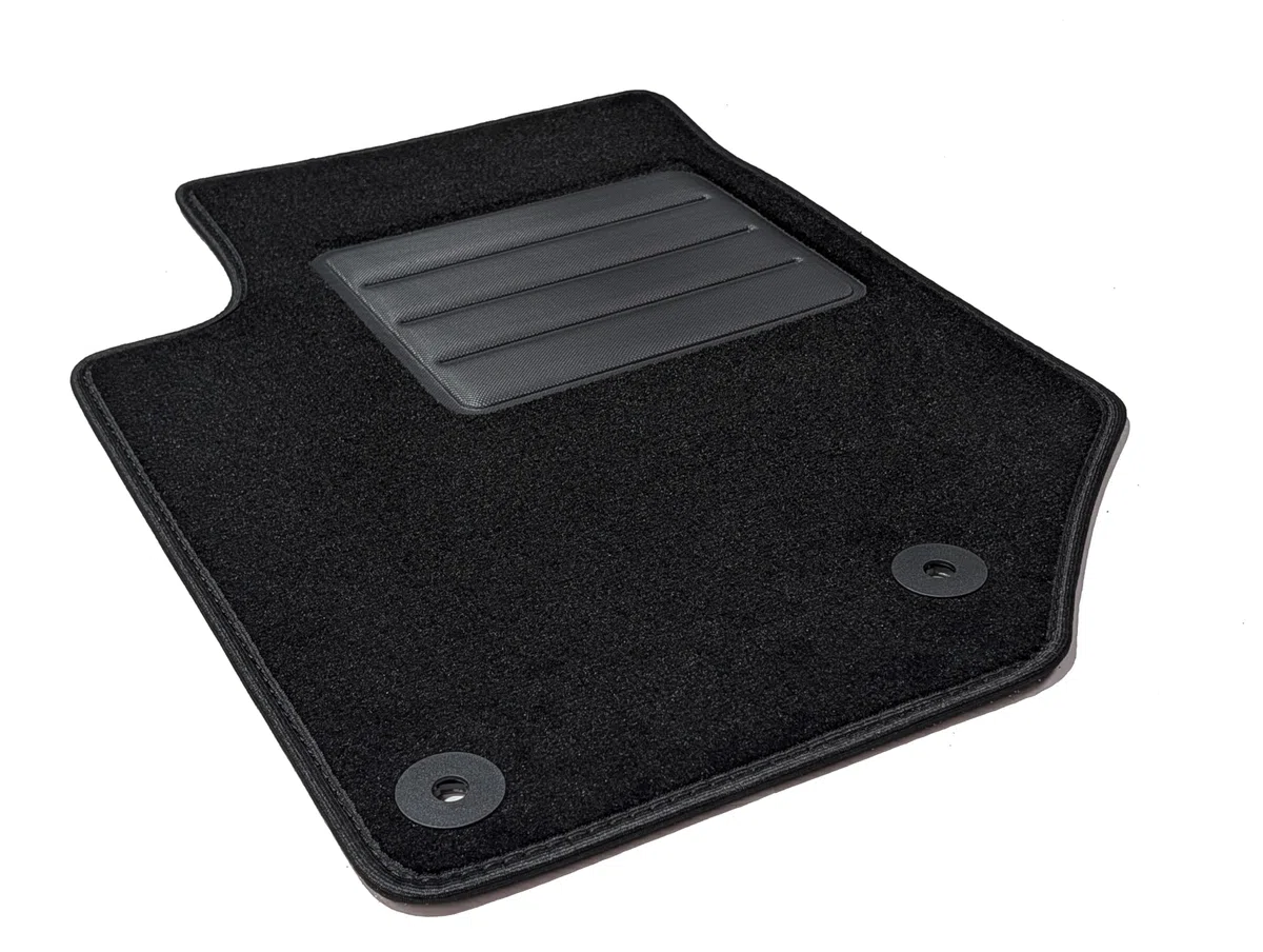 DHCarMats – Alfombrilla Lado Conductor Compatible con Peugeot 2008 2020-2025 – A Medida – 1 Pieza – Fabricada en Italia