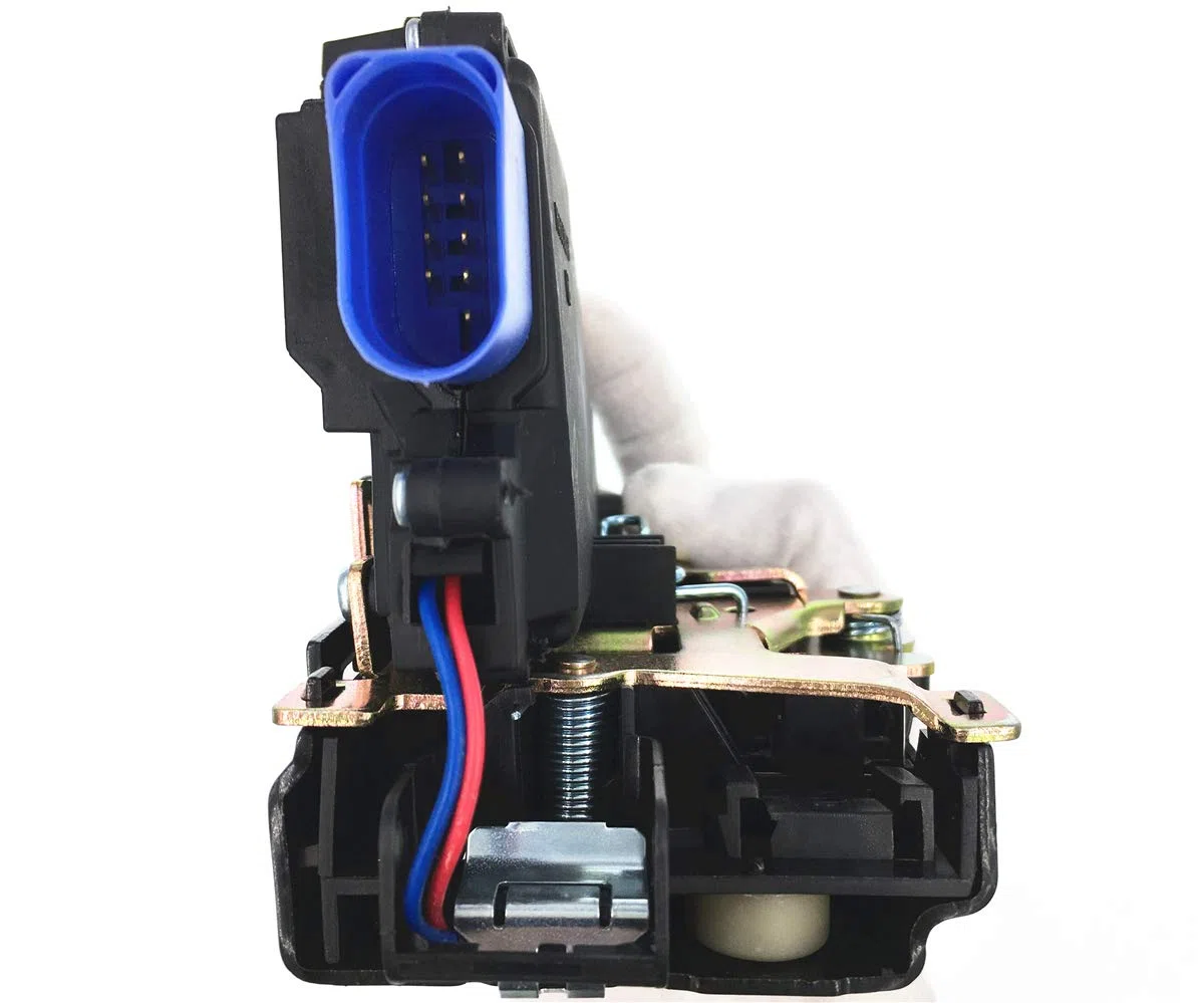 Frente izquierdo actuador de bloqueo de puerta mecanismo central 9 pines 3D1837015 3D1837015A 3D1837015AB Para VW Caddy GOLF V JETTA TOUAREG TOURAN Para Seat Altea Toledo Para Skoda Octavia