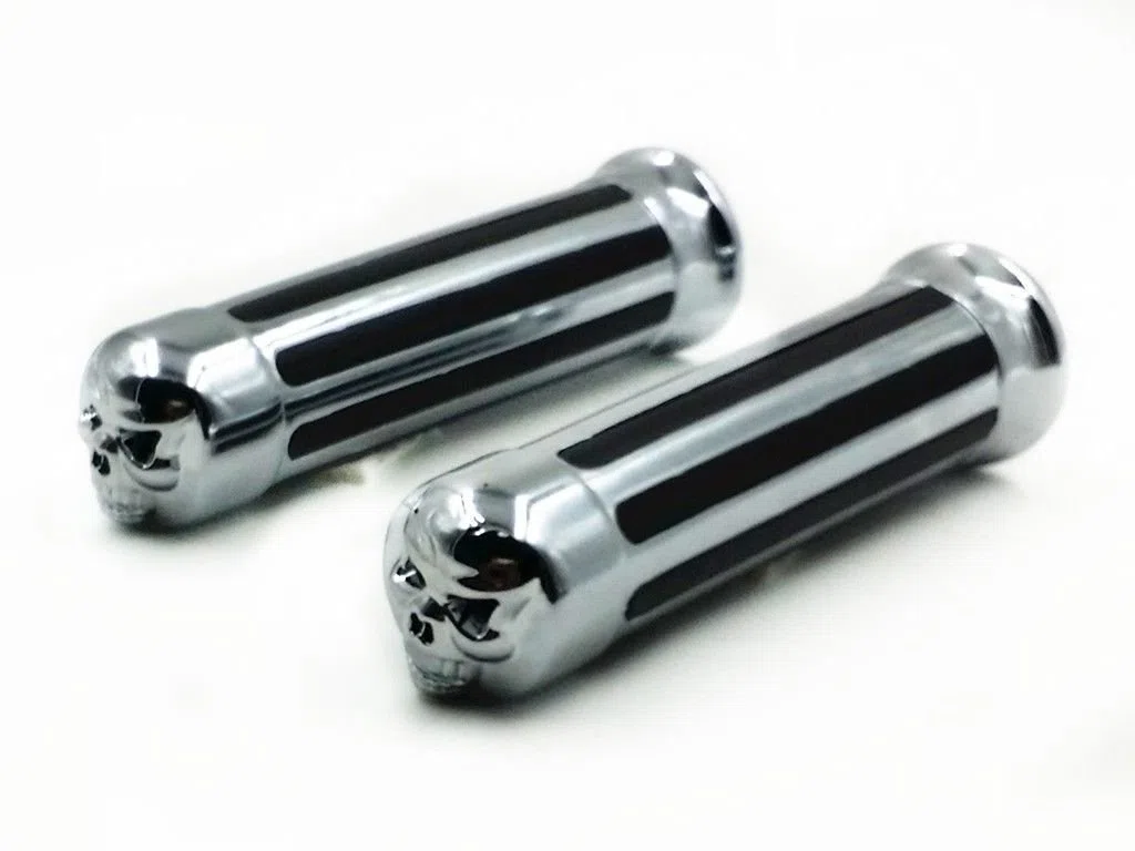 Puños de manillar de calavera de 25 mm para Cruiser Chopper personalizados.