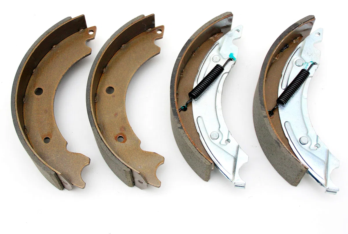 trailer parts4u Juego de zapatas de freno para Knott Nieper 200 x 50 mm 20-2425/1 BPW 2005-5 pastillas de freno – véase 09.801.06.85.0 | 4018196 | 47276.001 | 416277.001