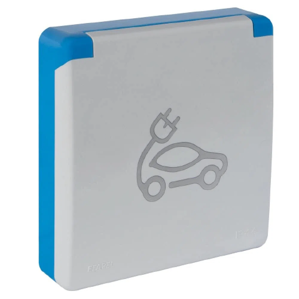 Toma Francesarecarga empotradavehiculo electrico EFAPEL 2P+TT 16A 81112